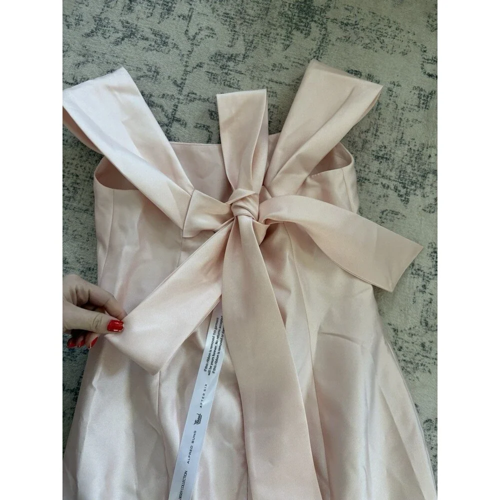 Alfred Sung Off-the-Shoulder Bow Back Satin Trumpet Gown Blush Satin Size 6 D793 - Picture 10 of 11